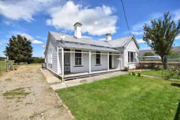  46-48 Cardigan Street East, Middlemarch