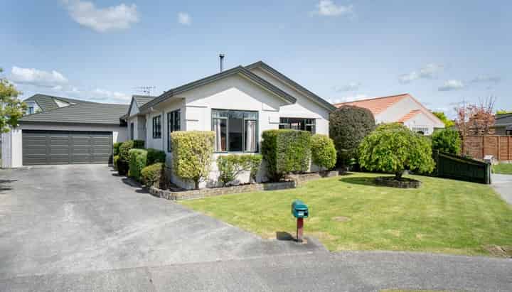 45 Dalfield Place, Highbury