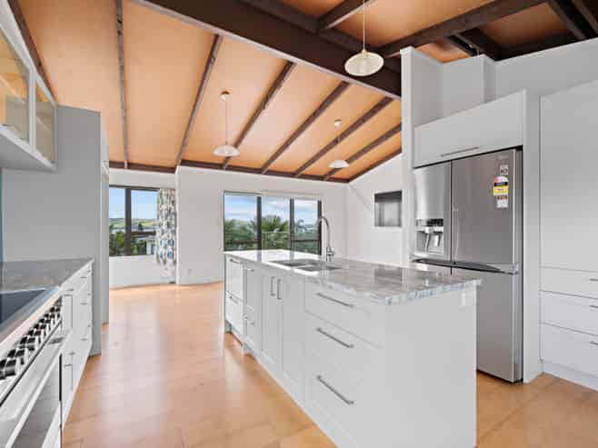 28 Mariner Cove Road, Tinopai