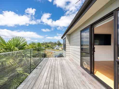 28 Mariner Cove Road, Tinopai