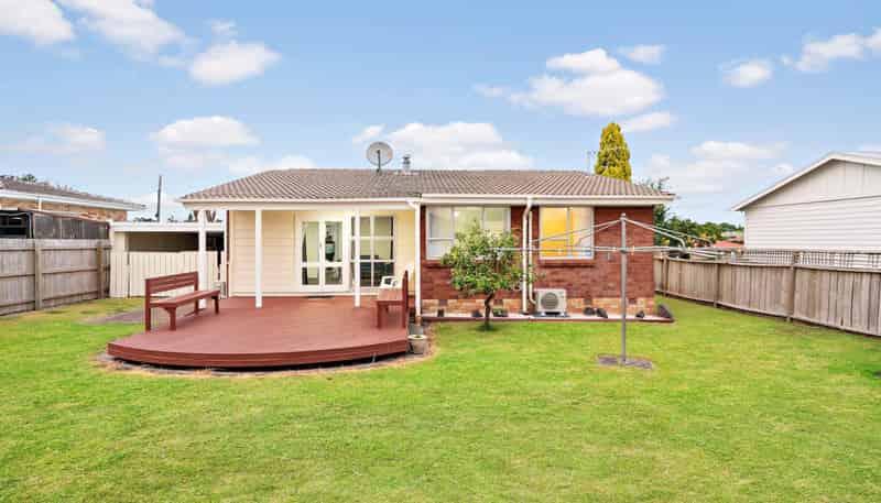 64 Old Wairoa Road, Papakura