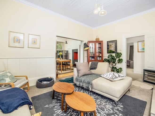 38 Allandale Road, Saint Clair