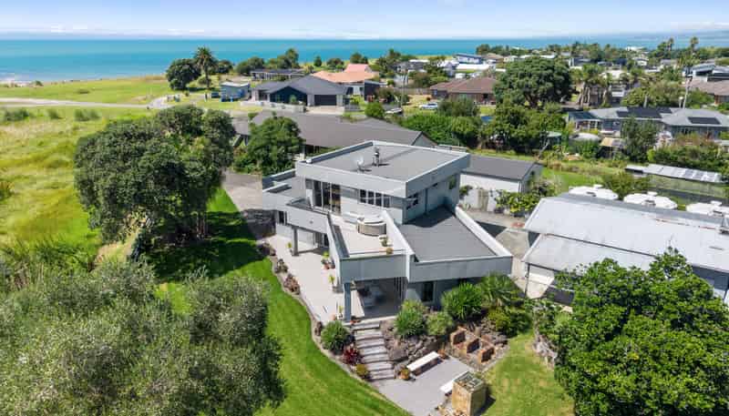 19 F Lowry Road, Kaiaua