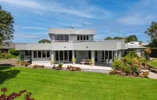 19 F Lowry Road, Kaiaua