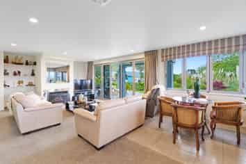 19 F Lowry Road, Kaiaua