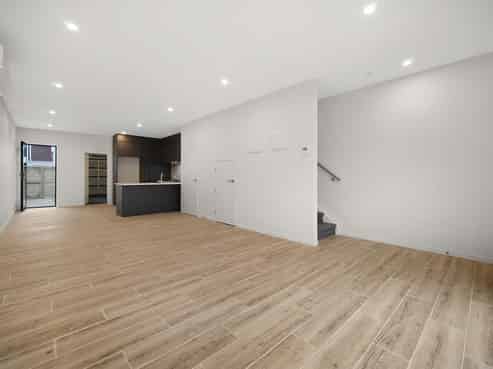 18 Arapapa Road, Takanini