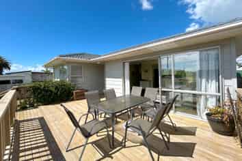 9 Puriri Avenue, Kaiaua