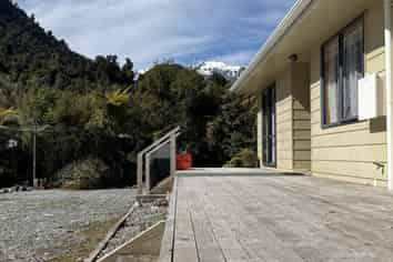14 Kamahi Crescent, Franz Josef Glacier