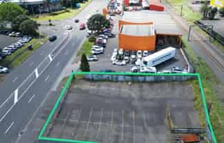 Sealed Secure 960sqm Yard