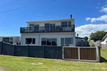 7 Carter Cresent, Foxton Beach