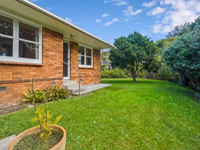 17B Tomin Road, Glenview