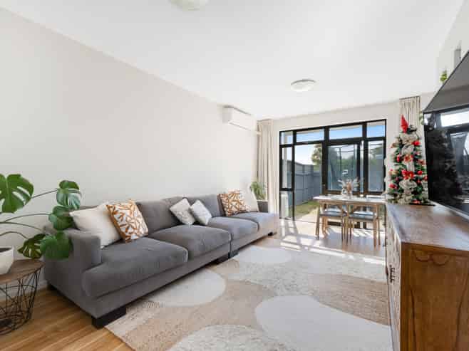 111/2 Armoy Drive, East Tamaki