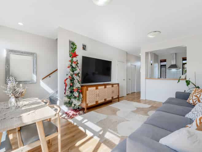 111/2 Armoy Drive, East Tamaki