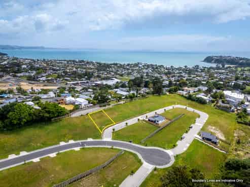 1 Whenuateitei Crescent, Stanmore Bay