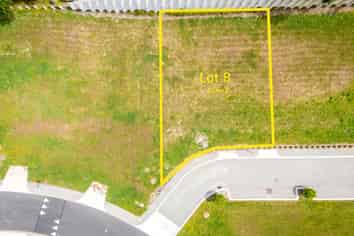 1 Whenuateitei Crescent, Stanmore Bay