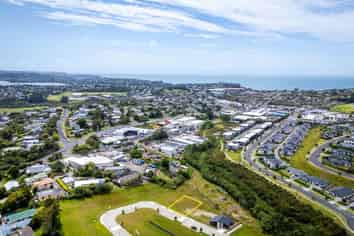 29 Whenuateitei Crescent, Stanmore Bay