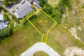 25 Whenuateitei Crescent, Stanmore Bay