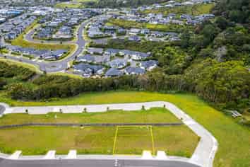 12 Pamu Wera Drive, Stanmore Bay