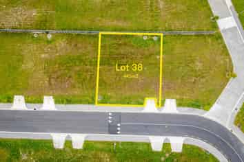 12 Pamu Wera Drive, Stanmore Bay