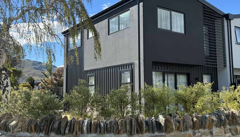 1/80 Barry Ave, Cromwell