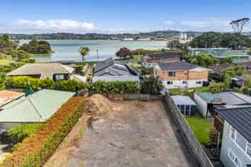 12 Church Road, Mangere Bridge