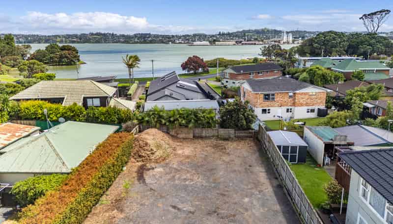 12 Church Road, Mangere Bridge