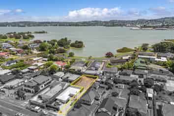 12 Church Road, Mangere Bridge