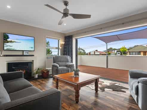 140 Bellevue Road, Brookfield