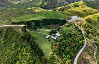 551 Parikanapa Road, TINIROTO