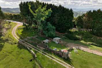 551 Parikanapa Road, TINIROTO