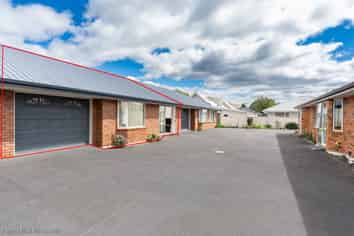 5/4 Reid Avenue, Mosgiel