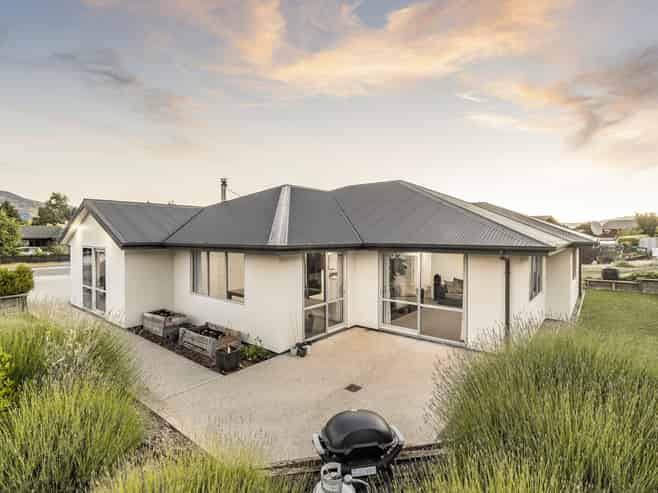 39 Nichol Street, Lake Hawea