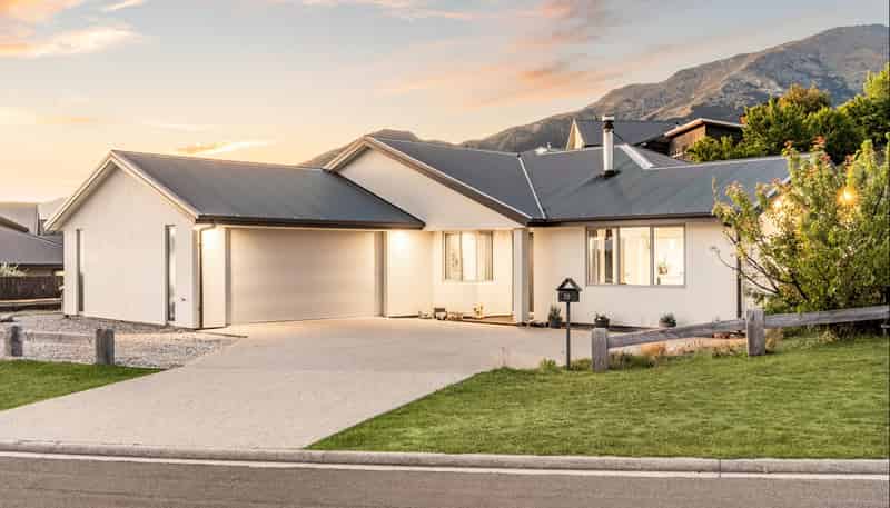 39 Nichol Street, Lake Hawea