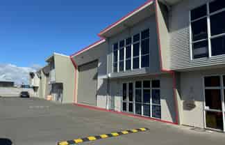 Modern Te Rapa Unit - Available Now