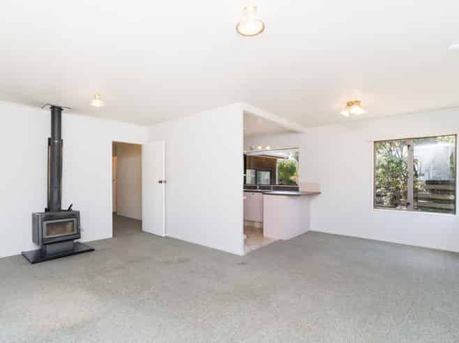 327 Cambridge Avenue, Ashhurst