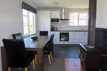 4 Plaskett Street, Reefton