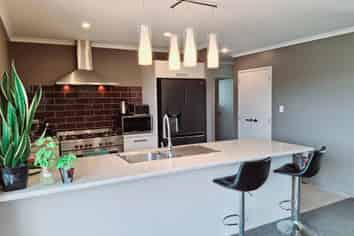 33 Discovery Drive, Gulf Harbour