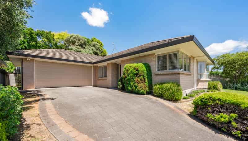 53 Realm Drive, Paraparaumu