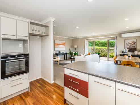 53 Realm Drive, Paraparaumu