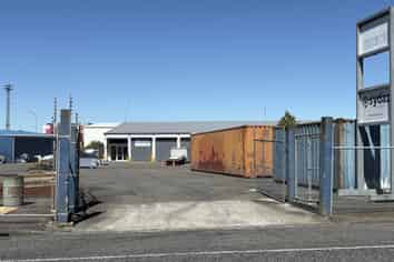 Outstanding location, visibility, access in Napier