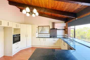 113 Luckens Road, West Harbour