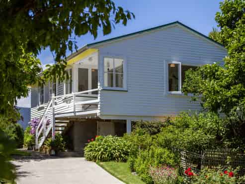 90-92 Kiwi Road, Raumati Beach