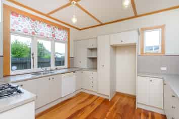 42 Florence Avenue, Palmerston North Central