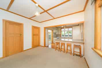 42 Florence Avenue, Palmerston North Central