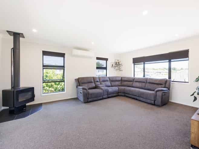 2 Monarch Drive, Ashhurst