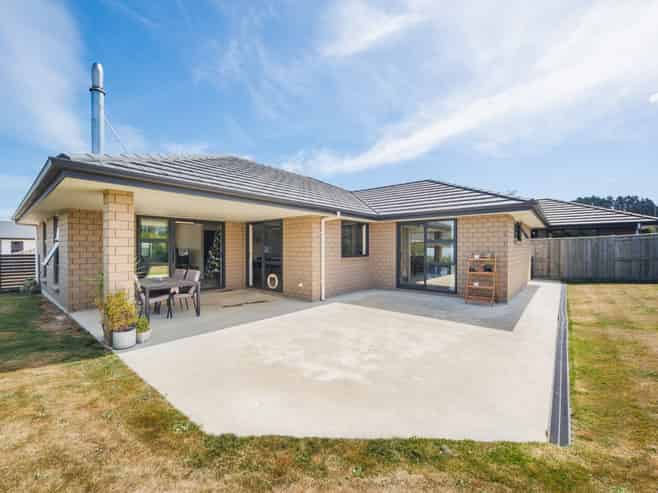 2 Monarch Drive, Ashhurst