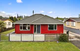 24 Roseness Street, Palmerston