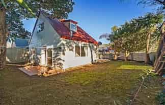 2 Caspian Close, New Lynn