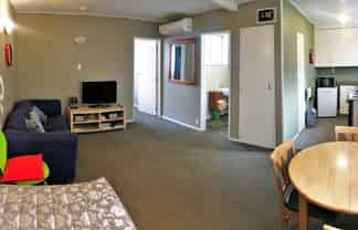 6/22 Manor place, Dunedin Central