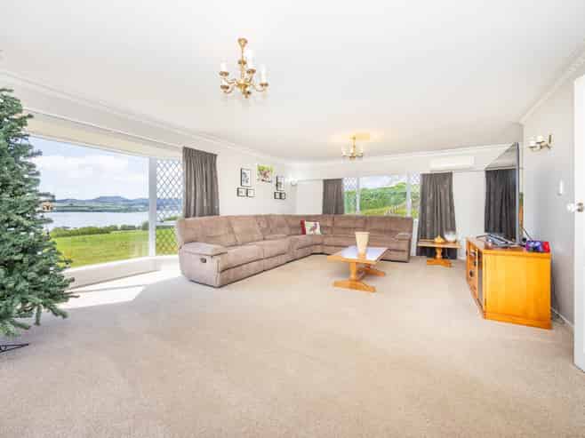 255 Hetherington Road, Huntly